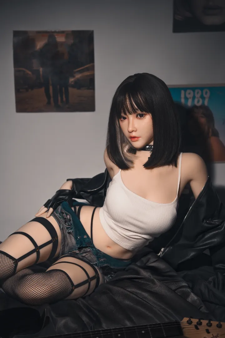 148cm (4ft10) Чашка B Гибридная секс-кукла Betty, Голова #21